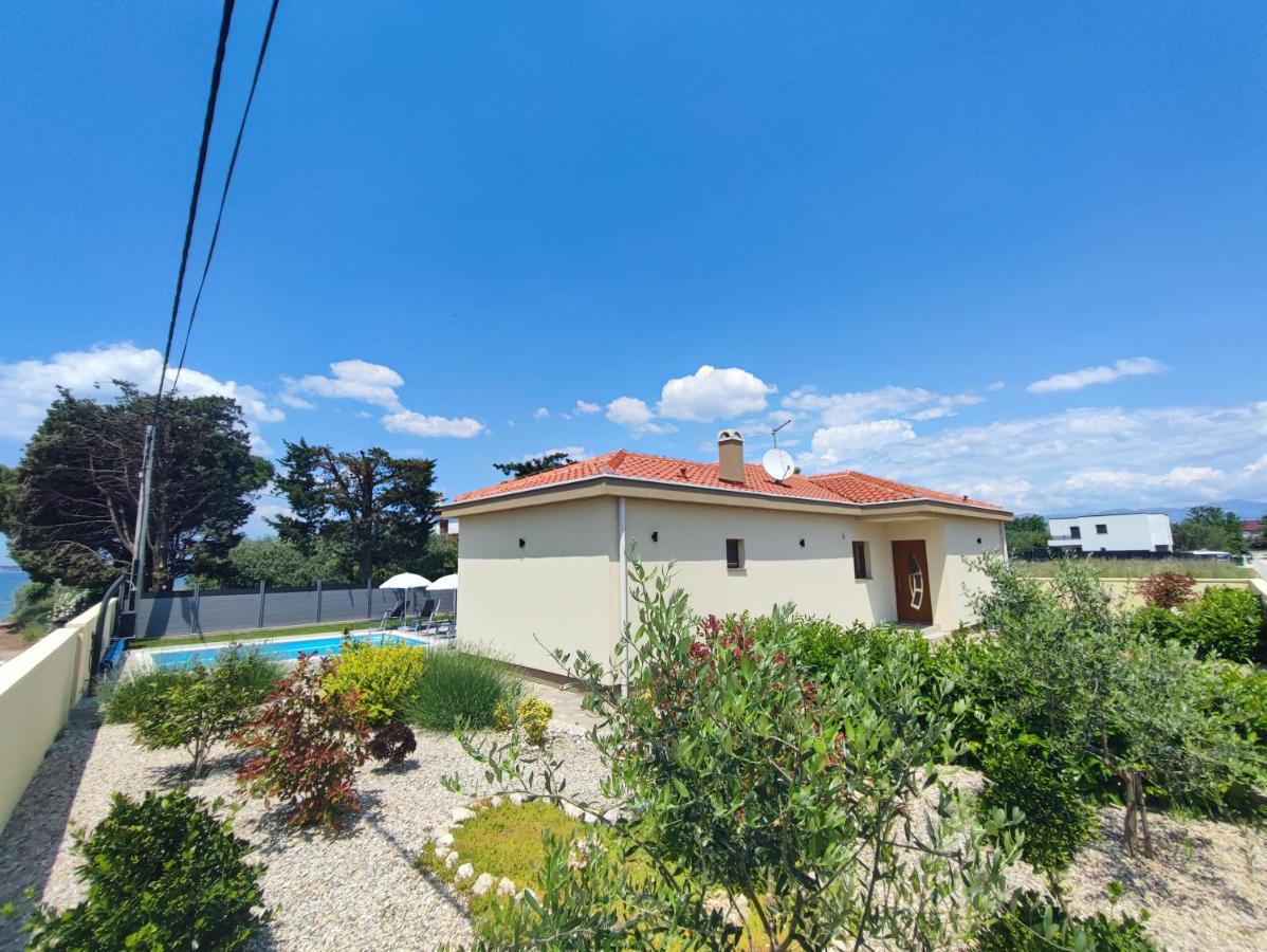 Villa Mattina, With Heated Pool And Jacuzzi Privlaka  Eksteriør bilde